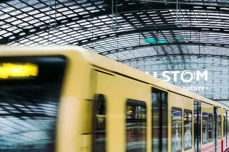 S-Bahn departing at Berlin Hauptbahnhof